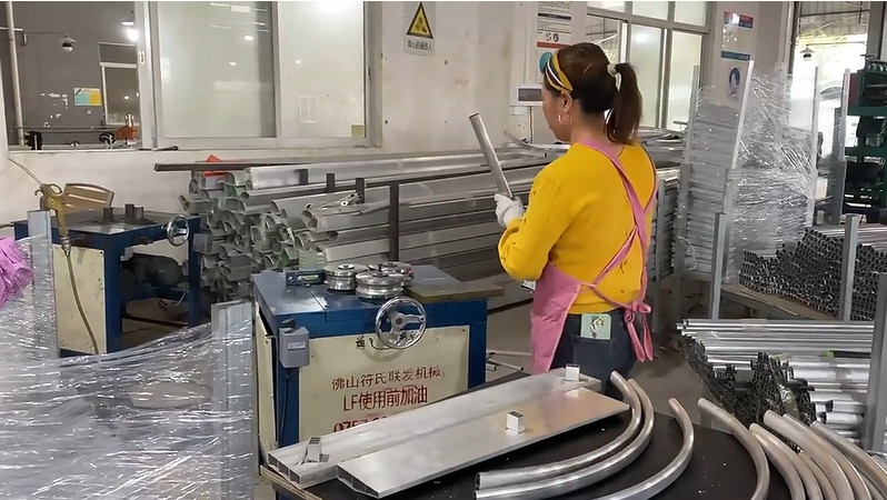 Foshan Woderful furniture Co., Ltd. linea di produzione del fabbricante